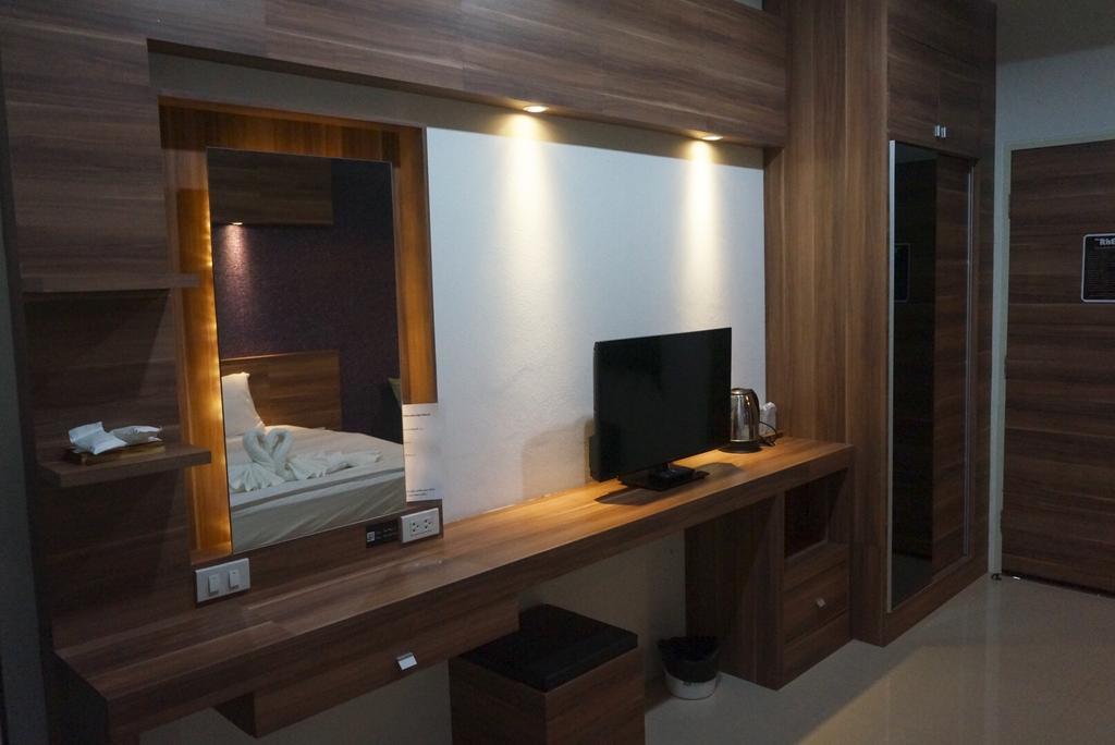 The Rhea Hotel Udon Thani Exterior photo