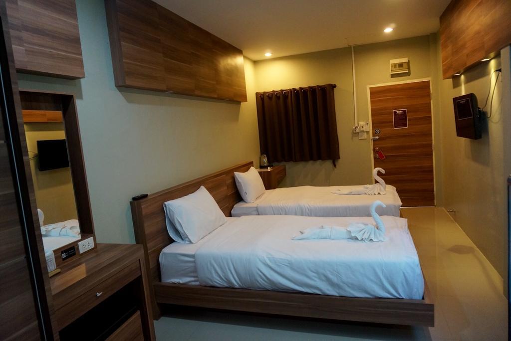 The Rhea Hotel Udon Thani Exterior photo
