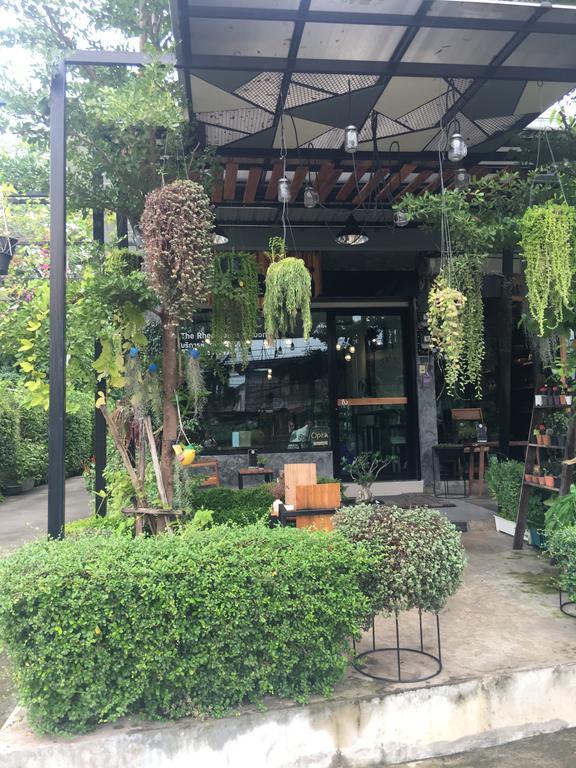 The Rhea Hotel Udon Thani Exterior photo