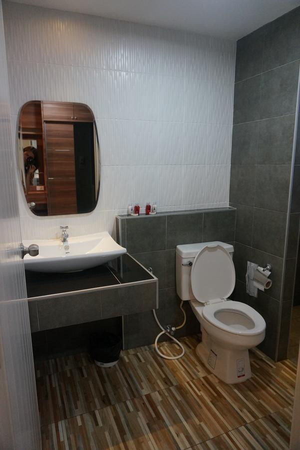 The Rhea Hotel Udon Thani Exterior photo